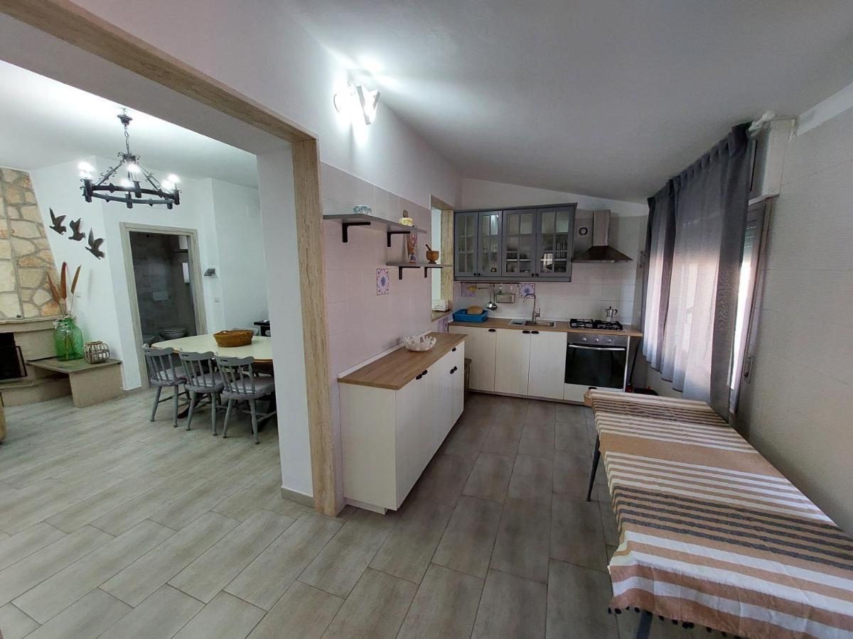 Dimora Carucci Apartamento Noci Exterior foto